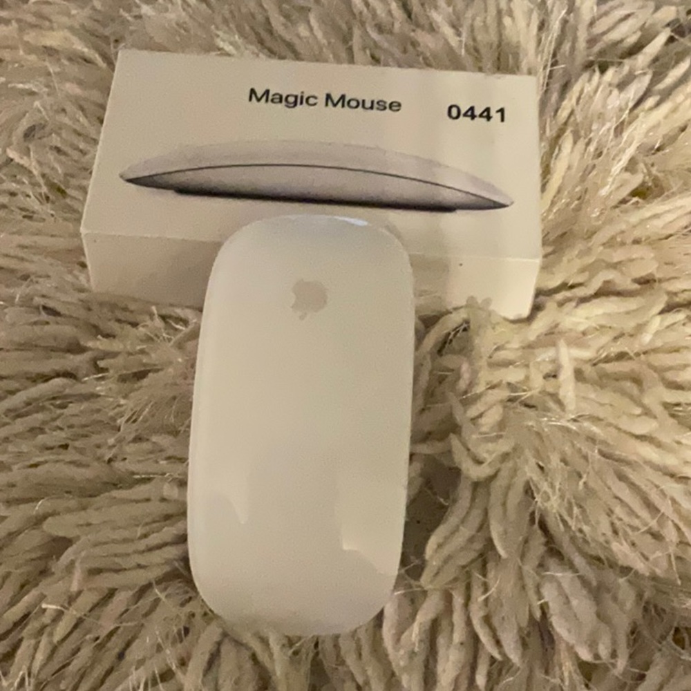Magic Mouse - Picture 2 of 3